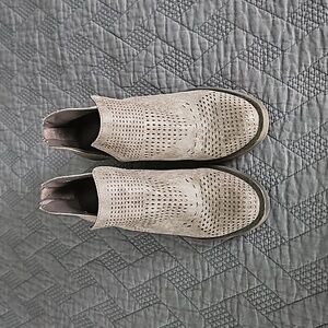 Blowfish Booties, Size 7